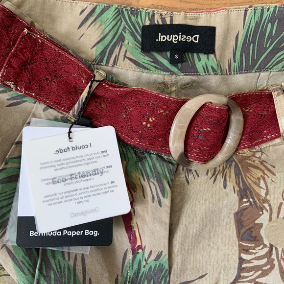 Women's Desigual Red Brown Relaxed High Waist Shorts Tropical Print Size S - Picture 11 of 16